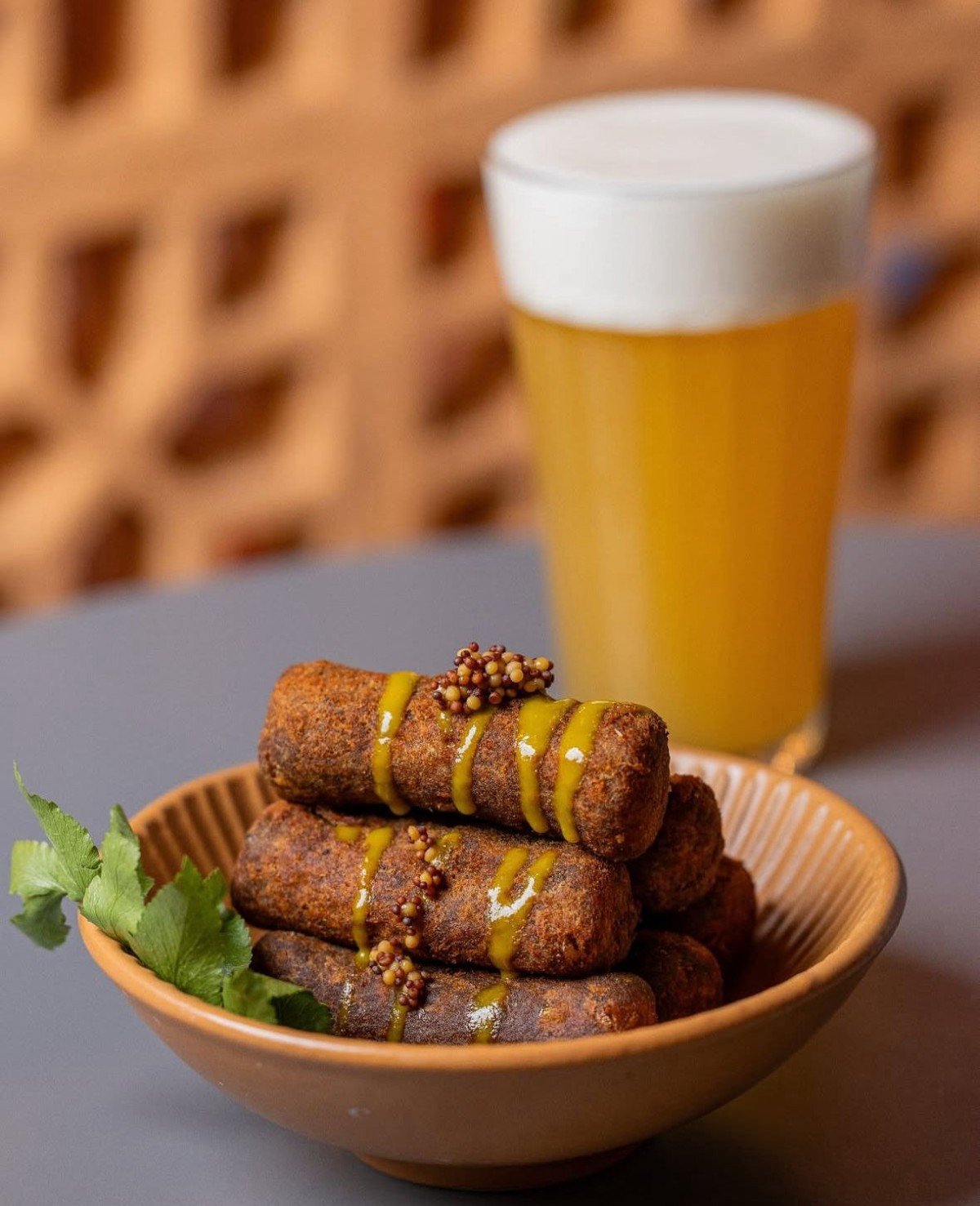 A por&ccedil;&atilde;o de croquetes da Cozinha Santo Ant&ocirc;nio vem com seis unidades