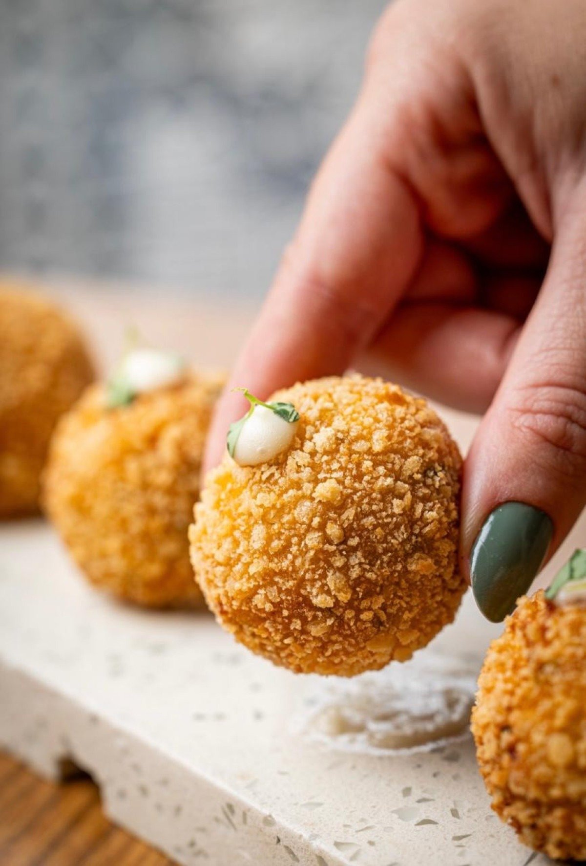 Bob&oacute; de camar&atilde;o recheia os croquetes do Odoy&aacute;