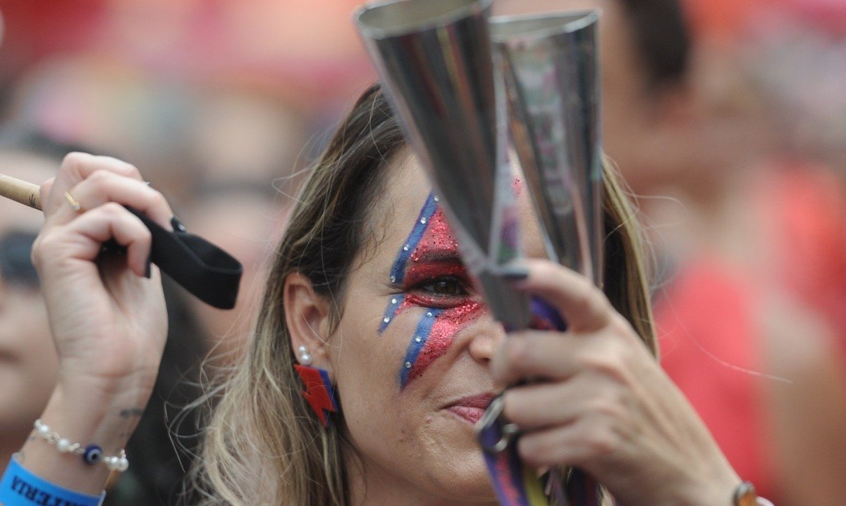 Bloco Ziriggydum Stardust desfila no bairro Floresta neste sábado pós-carnaval -Alexandre Guzanshe/EM/D.A Press