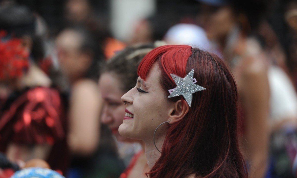 Bloco Ziriggydum Stardust desfila no bairro Floresta neste sábado pós-carnaval -Alexandre Guzanshe/EM/D.A Press