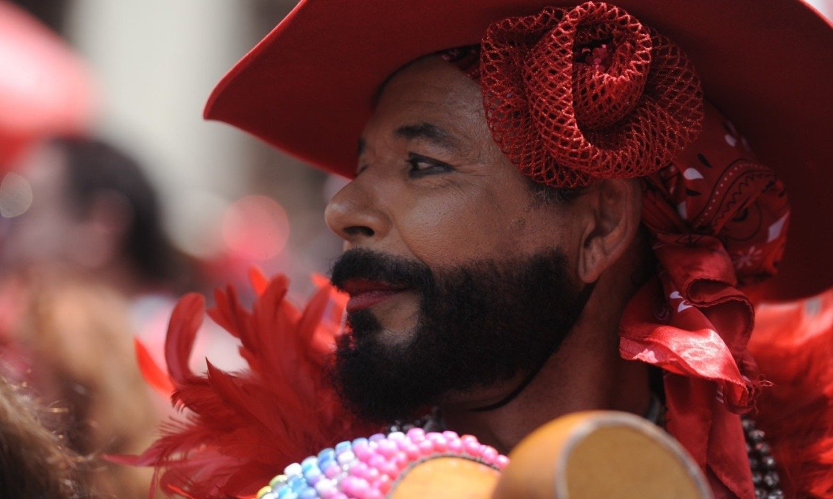 Bloco Ziriggydum Stardust desfila no bairro Floresta neste sábado pós-carnaval -Alexandre Guzanshe/EM/D.A Press