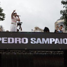 Sensação do carnaval, Pedro Sampaio sobe no trio em BH e agita os fãs - Tulio Santos/EM/D.A Press