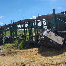 Motorista morre encarcerado em cabine de picape - CBMMG