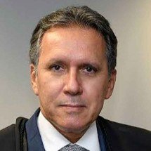 UM MINEIRO DE IBIÁ HOMENAGEADO NO STJ - Divulgação