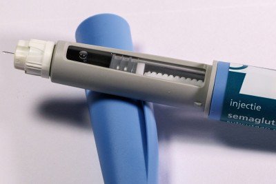 O uso indiscriminado de canetas injet&aacute;veis de semaglutida, medicamento para diabetes e obesidade, pode trazer s&eacute;rios riscos &agrave; sa&uacute;de. -  (crédito: Unsplash)