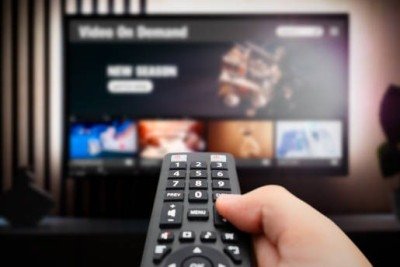 Com tantas op&ccedil;&otilde;es de conte&uacute;do em servi&ccedil;o de streaming, e disputa entre plataformas como HBO Max, Netflix e Prime Video &eacute; preciso analisar os pr&oacute;s de cada uma -  (crédito: iStock)