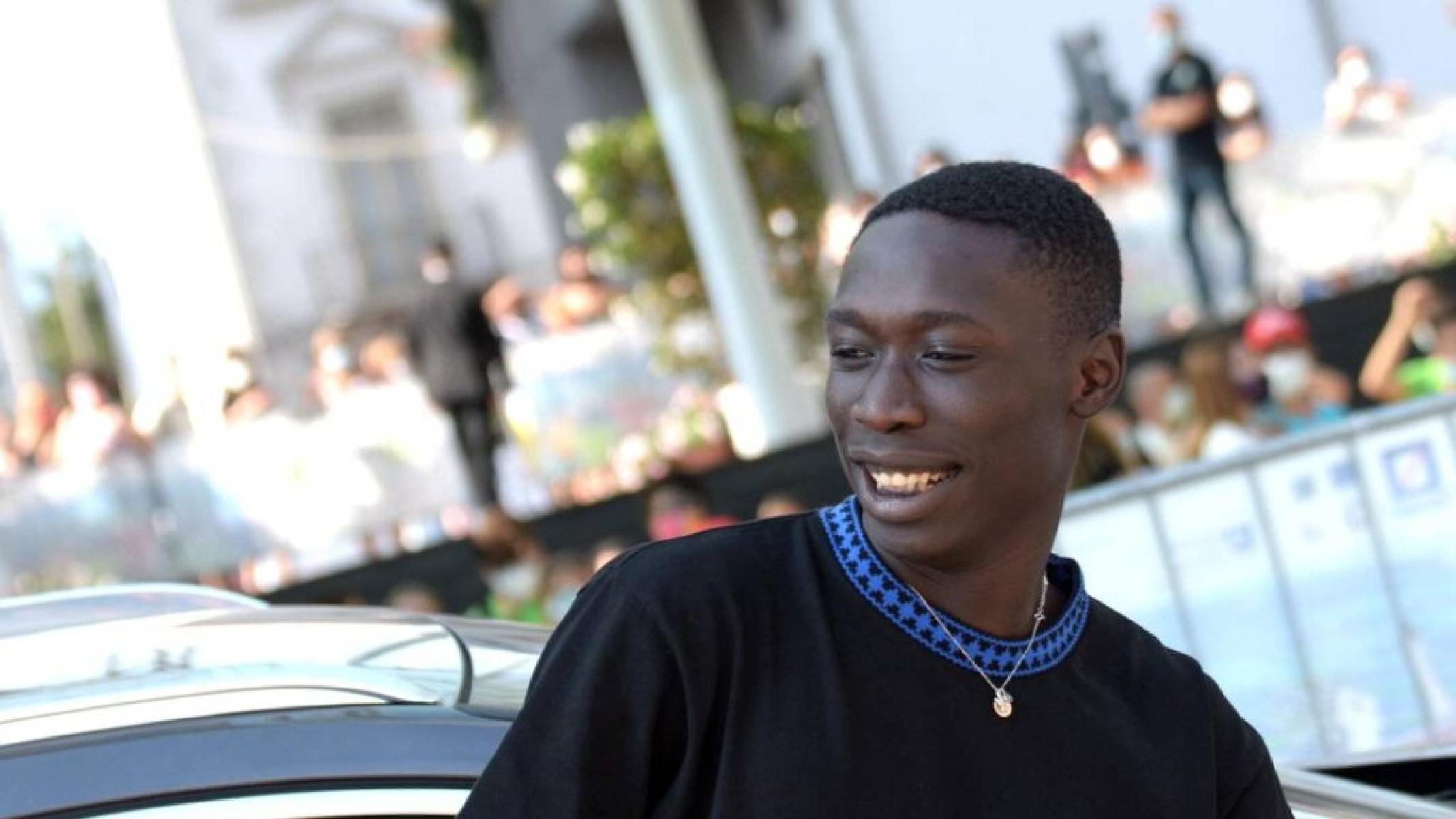 Khaby Lame: do silêncio viral ao maior tiktoker do mundo