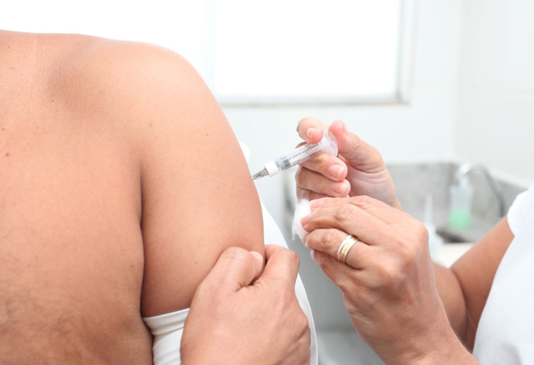 Vacina contra chikungunya começa a ser aplicada em Sabará e Congonhas, em Minas Gerais, nesta segunda-feira (23/2)
-Edésio Ferreira/EM/DA Press