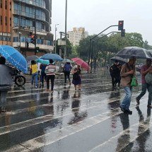 Defesa Civil emite alerta de risco geológico forte em BH - Larissa Leone/EM/D.A. Press