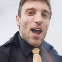 Leo Lins é absolvido de condenação de oito anos de prisão