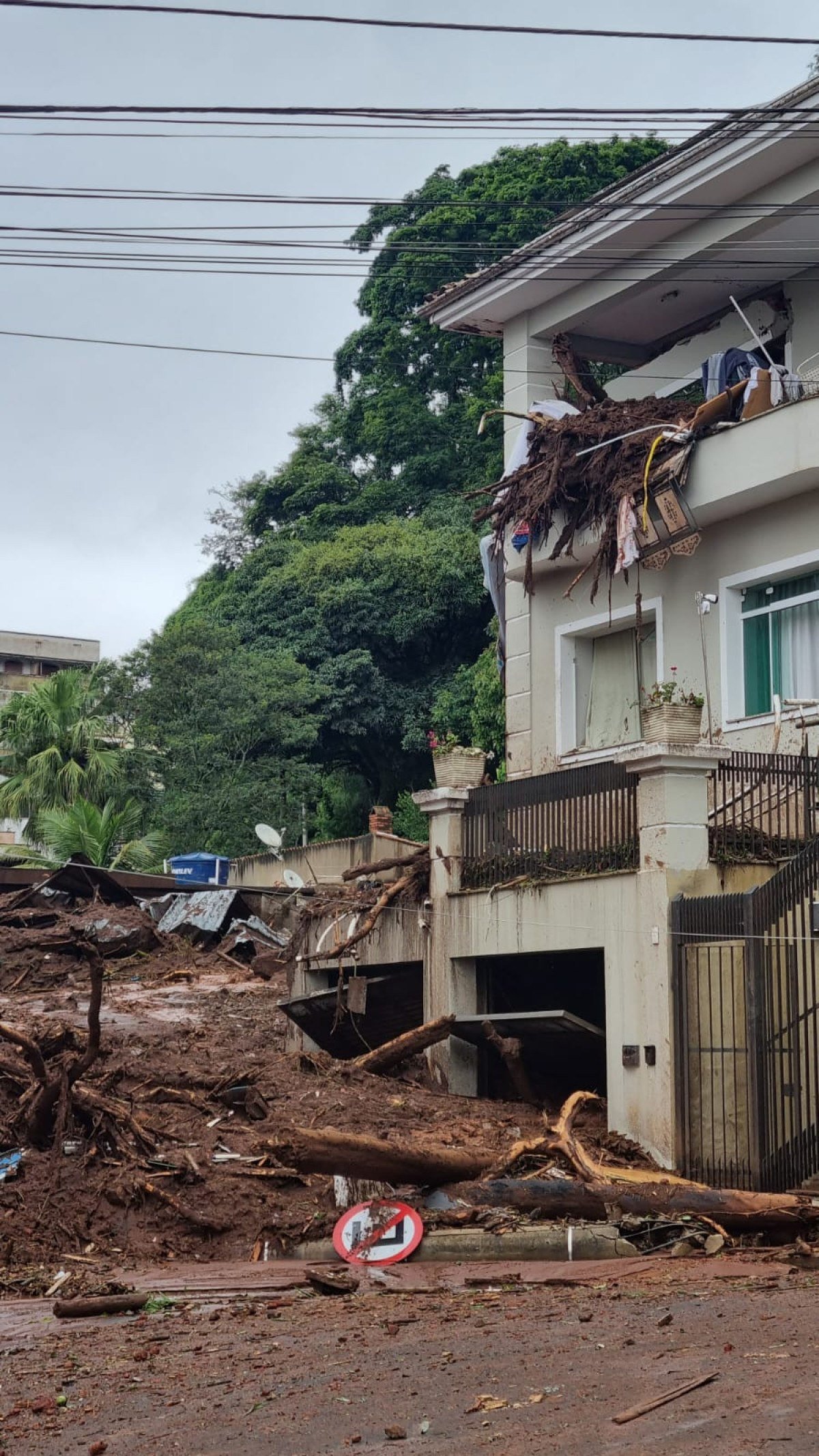 Rua Eng. Murilo Miranda de Andrade - Paineiras, Juiz de Fora- Leonardo Costa/Tribuna de Minas