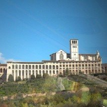 Itália exibe pela primeira vez restos mortais de São Francisco de Assis e atrai peregrinos - Georges Jansoone wikimedia commons 