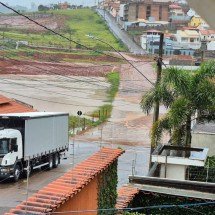 Chuva provoca estragos, destrói ponte e isola moradores em São Gotardo - Reprodução/Redes Sociais 
