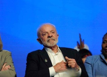 Lula continua competitivo, lidera todos os cenários e dispõe da máquina federal, de políticas públicas populares e de uma economia que dá sinais de melhora -  (crédito: Alexandre Guzanshe/EM/D.A Press – 11/12/25)