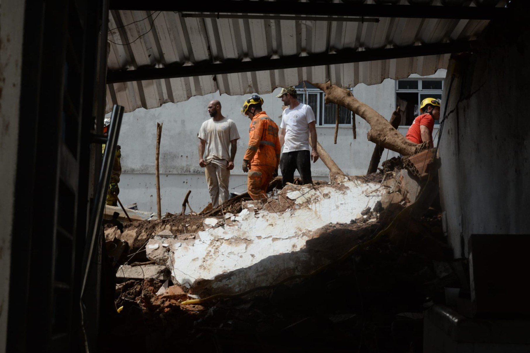 Escadaria no fim da Rua do Carmelo, no Bairro Paineiras, em Juiz de Fora