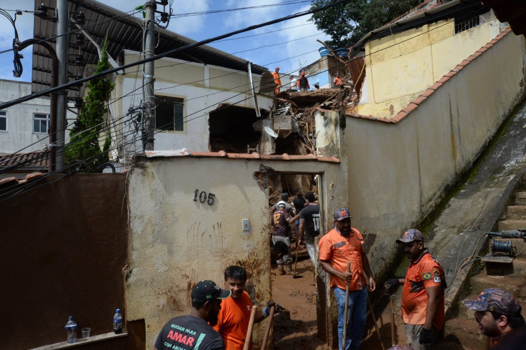 Escadaria no fim da Rua do Carmelo, no Bairro Paineiras, em Juiz de Fora