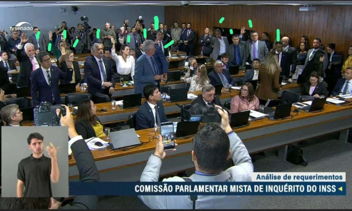 Imagem enviada ao EM por Rog&eacute;rio Correia mostra os votos contra a quebra de sigilo de Lulinha