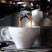 Amantes do café: descubra como saborear delícias refrescantes do grão nos dias quentes - Elias shariff falla/Pixabay 