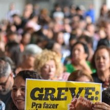 Professores e servidores da rede estadual de educação entram em greve em MG - Maxwell Vilela/Sind-UTE/MG