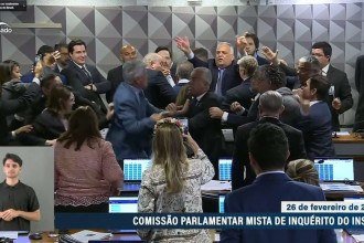Votação na CPMI do INSS terminou em confusão envolvendo o deputado mineiro -  (crédito: Reprodução)