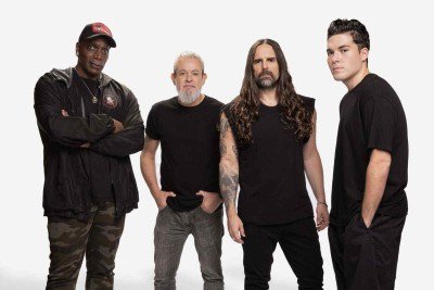 Da esquerda para a direita: Derrick Green, Paulo Xisto, Andreas Kisser e Greyson Nekrutman, os integrantes do Sepultura -  (crédito:  STEPHANIE VERONEZZI/Divulgação)