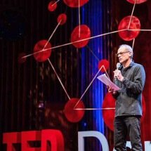 Cientista Marcelo Gleiser faz alerta sobre uso da IA: ‘Não pode se fiar cegamente nela’ - - Reprodução do Flickr TEDx Dartmouth