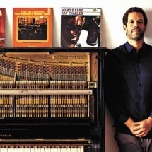 Pianista é destaque no Baretto, o bar do Hotel Fasano em Belo Horizonte - Edu Euka/Divulgação