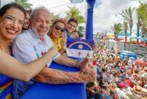 O maestro do palanque duplo de Lula com Raquel e João Campos
