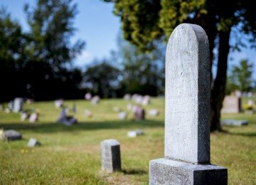 Duas decisões recentes do Tribunal condenam administradores de cemitérios por perda de restos mortais -  (crédito: Freepik/ Reprodução (meramente ilustrativo))