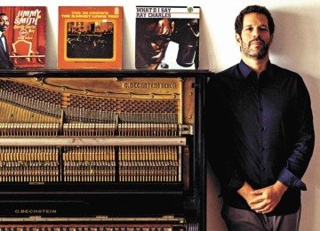 Ari Borger é uma das atrações musicais do mês de março em BH
 -  (crédito: Edu Euka/Divulgação)