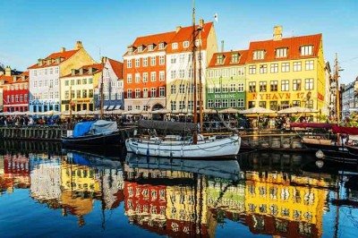 <p>Existem várias características que definem lugares ao redor do mundo como espetaculares. Uma delas são as cores vibrantes, capazes de transformar paisagens comuns em verdadeiros espetáculos visuais.</p>
 -  (crédito: Imagem de Duc Tinh Ngo por Pixabay)