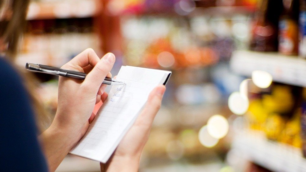 Inflação em alta: 7 dicas práticas para fazer seu dinheiro render mais - gpointstudio/ Freepik