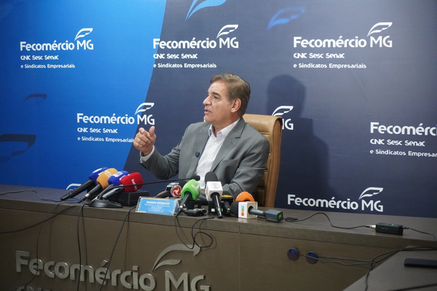 O presidente da Fecom&eacute;rcio, Nadim Donato, pede empr&eacute;stimo ao governo de Minas para os empres&aacute;rios da Zona da mata 