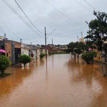 Chuvas causam danos em Montes Claros e em outras cidades do Norte de Minas - Corpo de Bombeiros/divulgação
