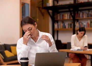 <p>Segundo a Forbes, os dados da consultoria Gallup mostram que<br />
25% dos trabalhadores brasileiros afirmaram sentir tristeza todos os dias, deixando o país atrás apenas de Bolívia (32%), El Salvador (26%) e Jamaica (26%).</p>
 -  (crédito: Imagem Freepik)