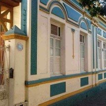 Curvelo assiste à derrubada de construções centenárias - Divulgação