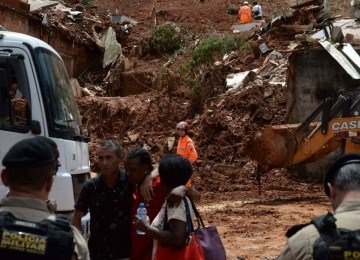 Deslizamento de terra em Juiz de Fora: 