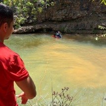 Bombeiros localizam corpo de jovem que se afogou em cachoeira de Biquinhas - CBMMG/Divulga&ccedil;&atilde;o