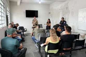 Acordo entre comerciantes e PBH prevê que bares da Avenida Guarapari poderão funcionar até 2h da manhã -  (crédito: Divulgação/PBH)