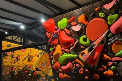 No dia 7 de marÃ§o, a manhÃ£ estÃ¡ reservada para as crianÃ§as de 4 a 10 anos escalarem, com direito a premiaÃ§Ã£o -  (crédito: Blocs/DivulgaÃ§Ã£o)