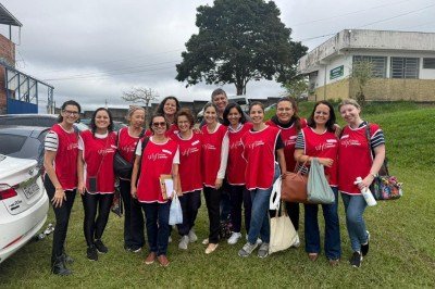 Equipe de voluntários fazem atendimentos a crianças em abrigos de Juiz de Fora -  (crédito: Arquivo pessoal/ Taís Rhodes)