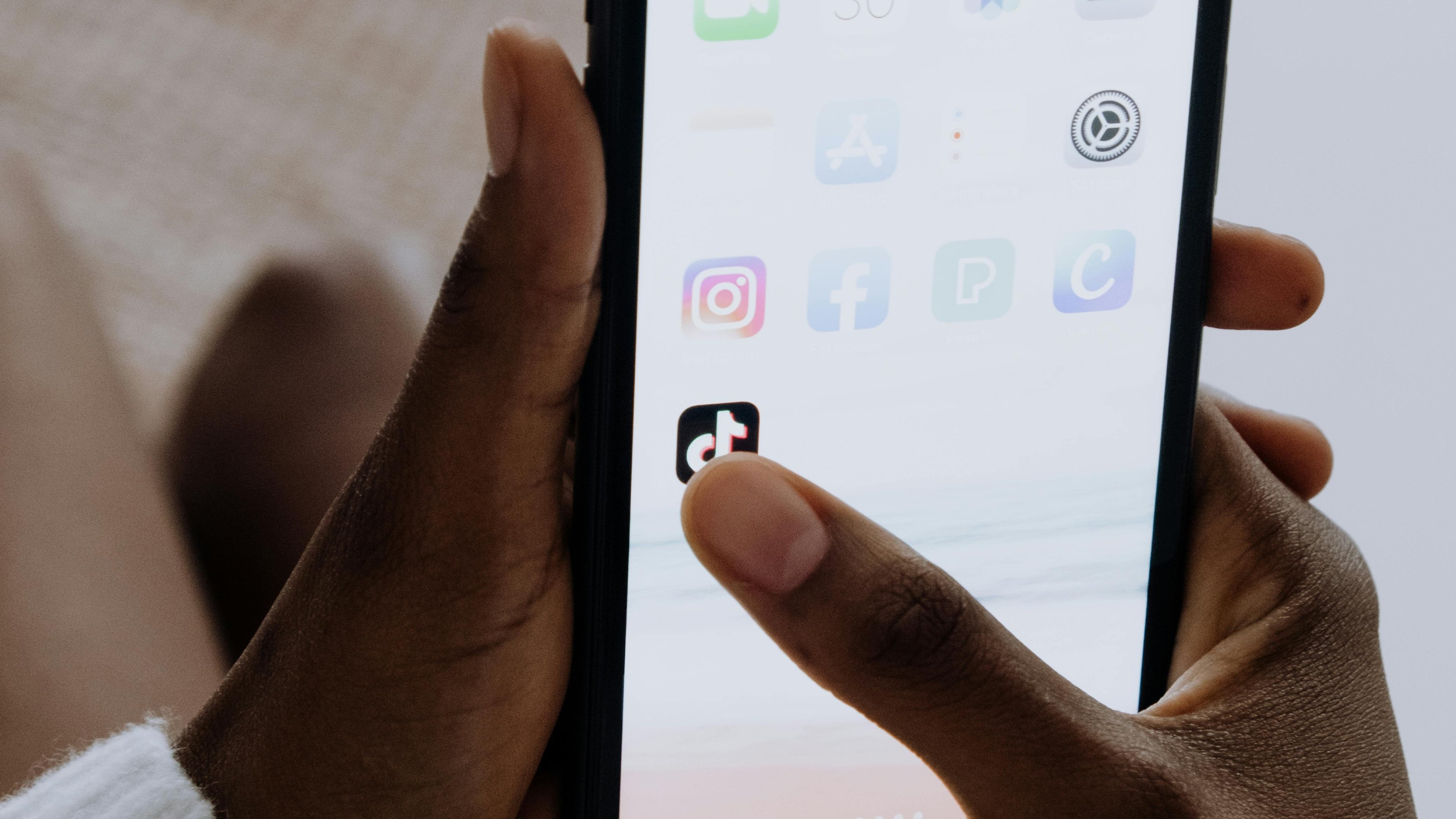 O TikTok, plataforma de v&iacute;deos curtos da ByteDance, &eacute; um dos aplicativos chineses que impulsionam o consumo digital no Brasil -  (crédito: Pexels)