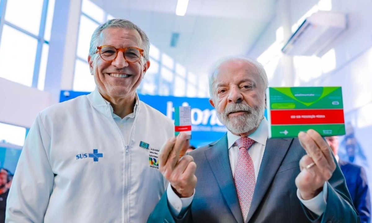 Lula e o ministro da Saúde, Alexandre Padilha - (crédito: Ricardo Stuckert/PR)