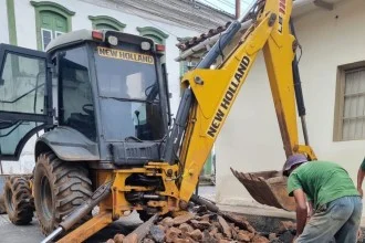 Moradores reclamam do prejuízo que a reversão da obra está causando aos cofres públicos de Ouro Preto. -  (crédito: Arquivo pessoal)