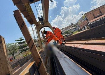 A Pol&iacute;cia Civil de Minas Gerais (PCMG) informa que a equipe da per&iacute;cia foi acionada -  (crédito: Reprodu&ccedil;&atilde;o CBMMG)