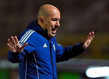 Ex-Cruzeiro, técnico Leonardo Jardim disse que no Brasil só treinaria o clube celeste, mas acertou com o Flamengo -  (crédito: Rodrigo BUENDIA / AFP - 15/12/25)