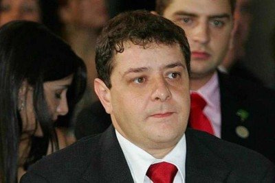 Viagem com ‘Careca do INSS’ aumenta pressão sobre Lulinha na CPI -  (crédito: Foto: Reprodução/ Redes Sociais)