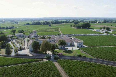 <p>Vinícolas ao redor do mundo combinam tradição, paisagens deslumbrantes e rótulos premiados.<br />
Veja excelentes produtores que transformaram terroirs distintos em destinos imperdíveis para apreciadores de vinho.</p>
 -  (crédito: Youtube/Westgarth Wines)