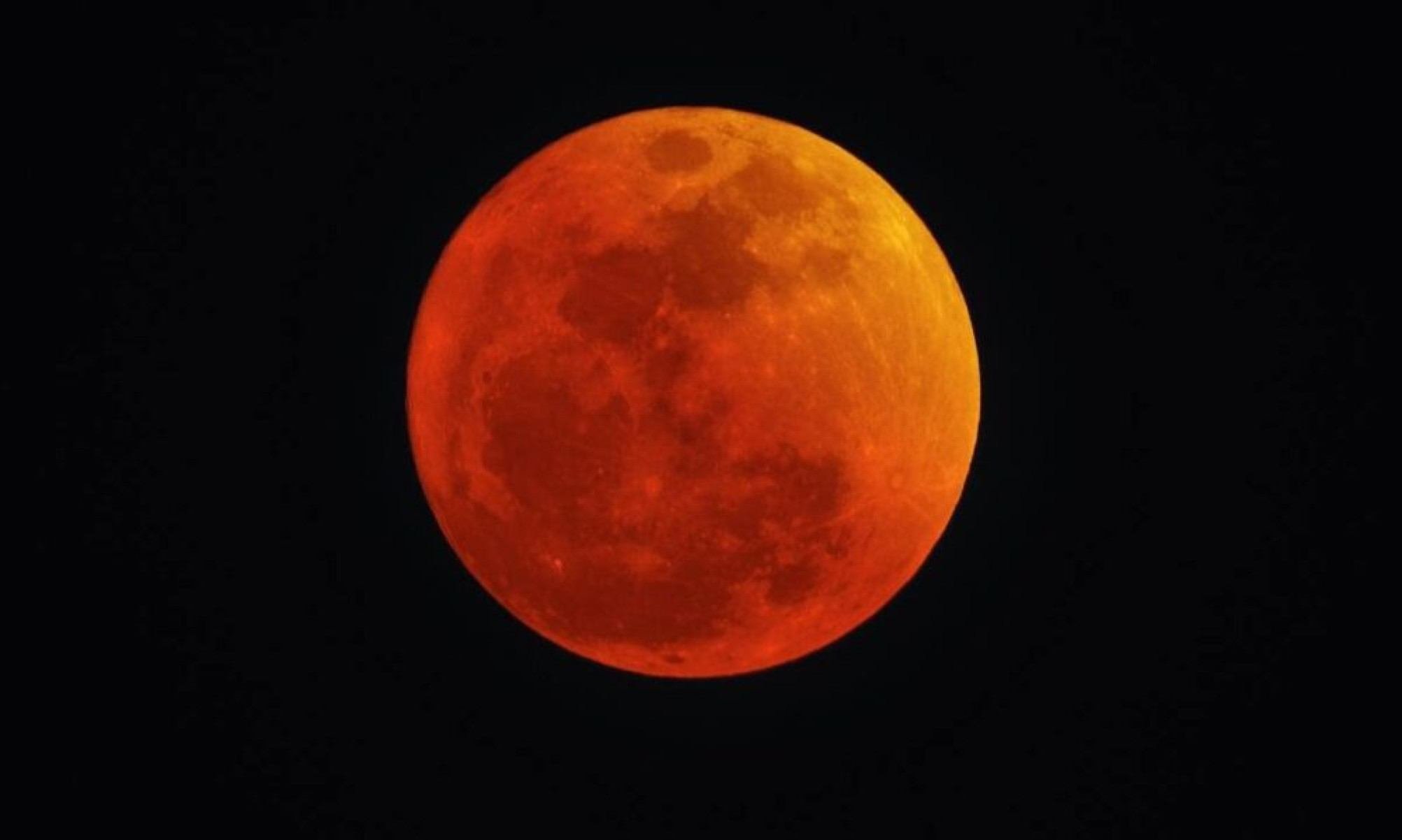 Lua de Sangue hoje: saiba como e onde ver o eclipse lunar no Brasil -  (crédito: Tupi)