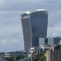 Edifício ‘mais feio do Reino Unido’ que derreteu carros e virou ‘laboratório’ para projetos arquitetônicos - Flickr - sebastiandoe5
